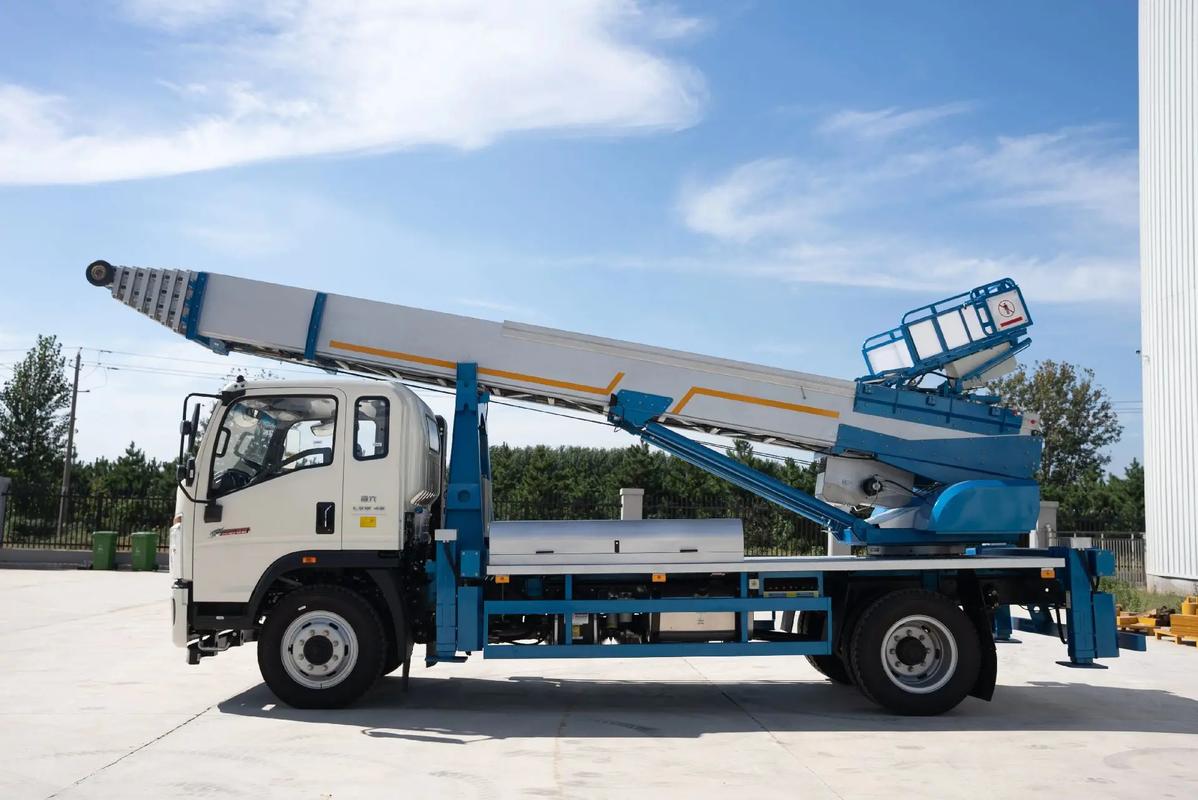 厚街镇云梯上料车租赁费用