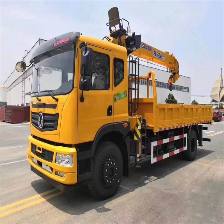 厚街镇附近找一辆随车吊出租