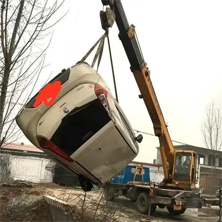 厚街镇随时待命，吊车24小时道路救援服务全解析